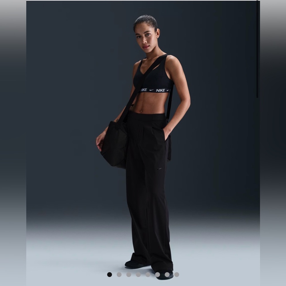 Nike Bliss Women's Dri-FIT Trouser Pants in Black.‎